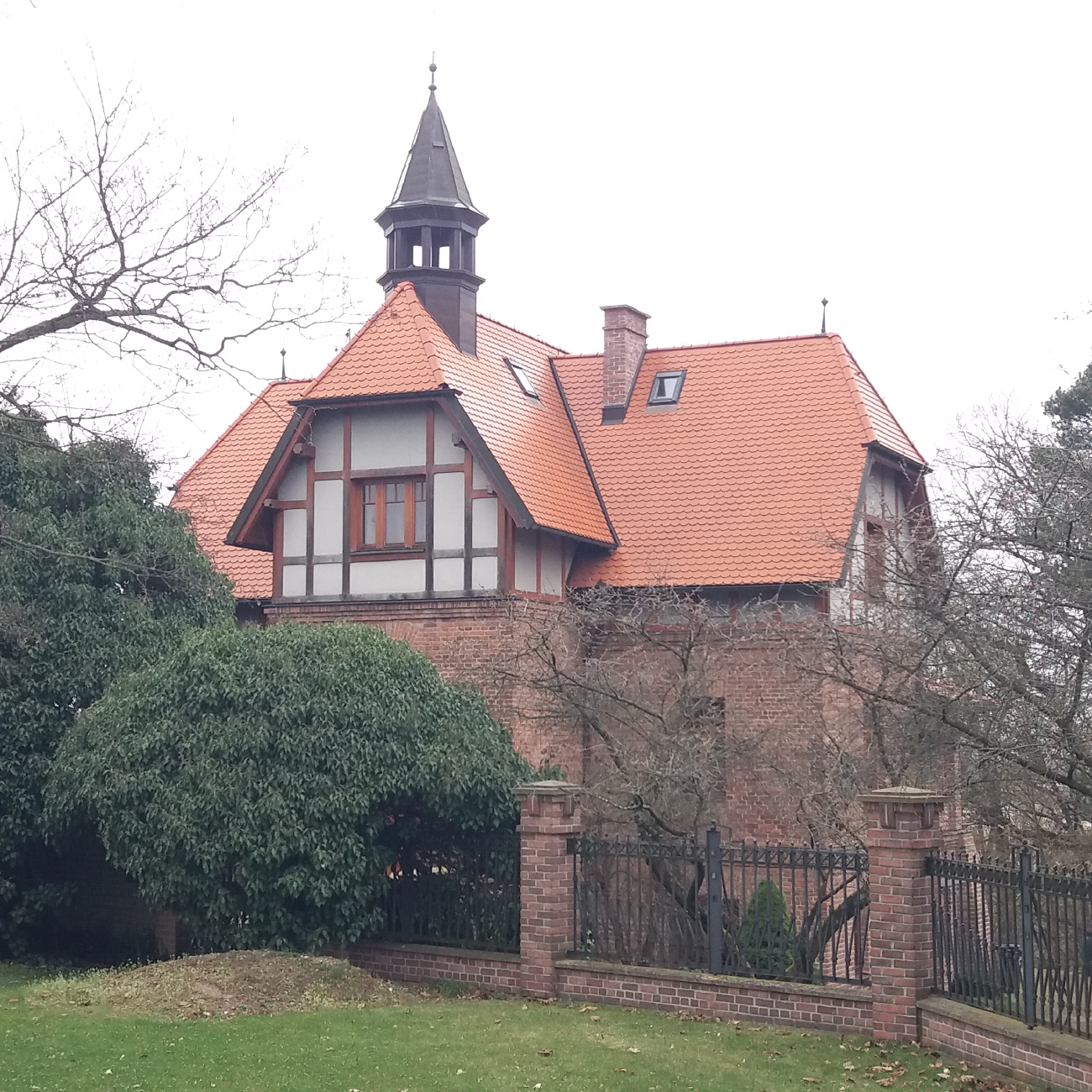 Hradec Králové, Zámeček, 440