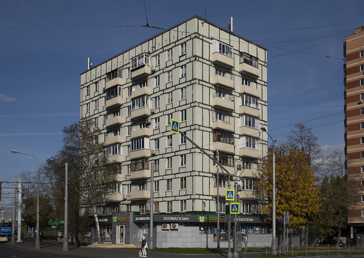 Москва, Карамышевская набережная, 32 / Улица Народного Ополчения, 2