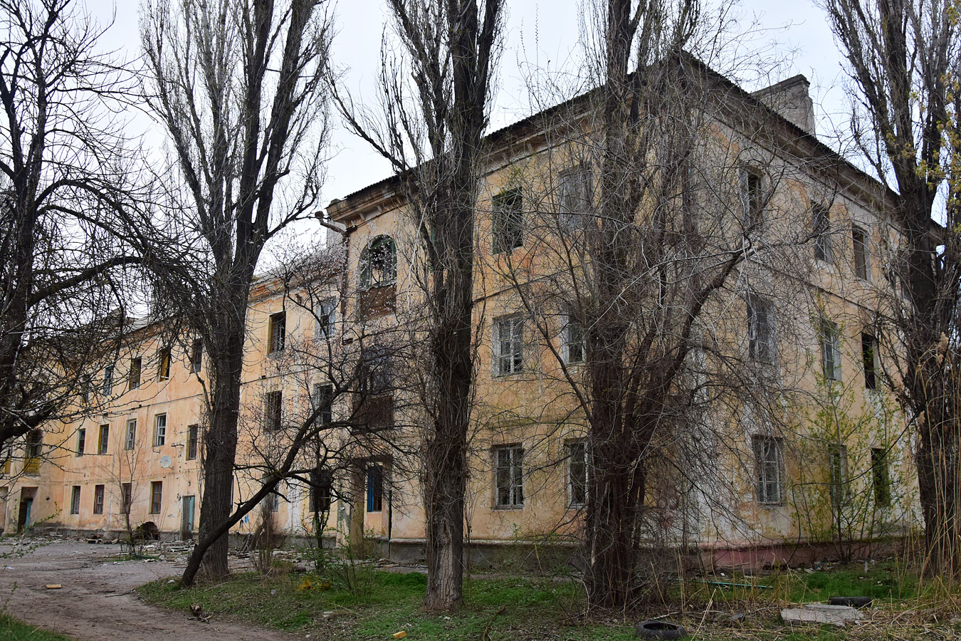 Волгоград, Посёлок Саши Чекалина, 83