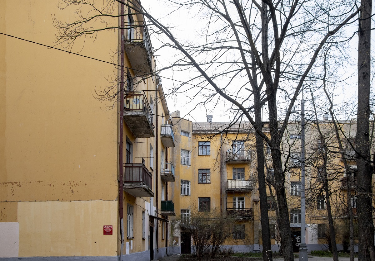 Москва, Новозаводская улица, 8 / Большая Филёвская улица, 8 корп. 5