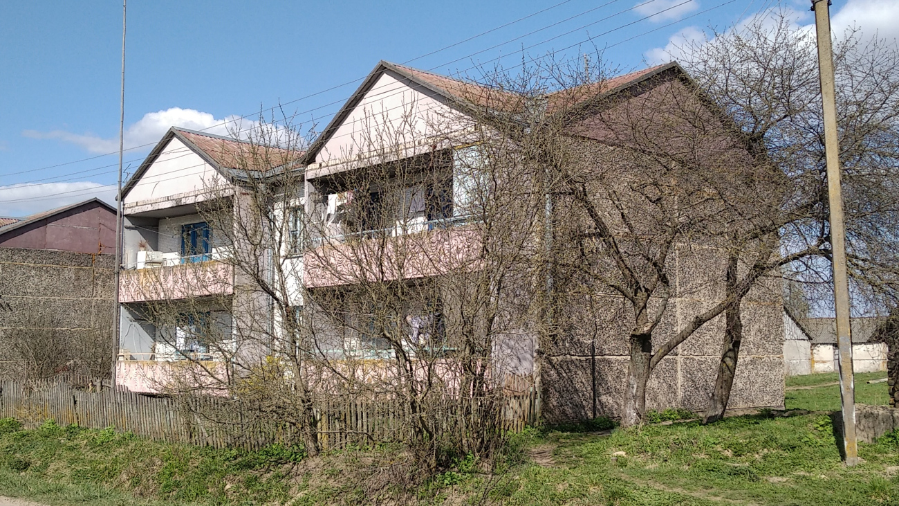 Еремеевщина, Школьная улица, 6