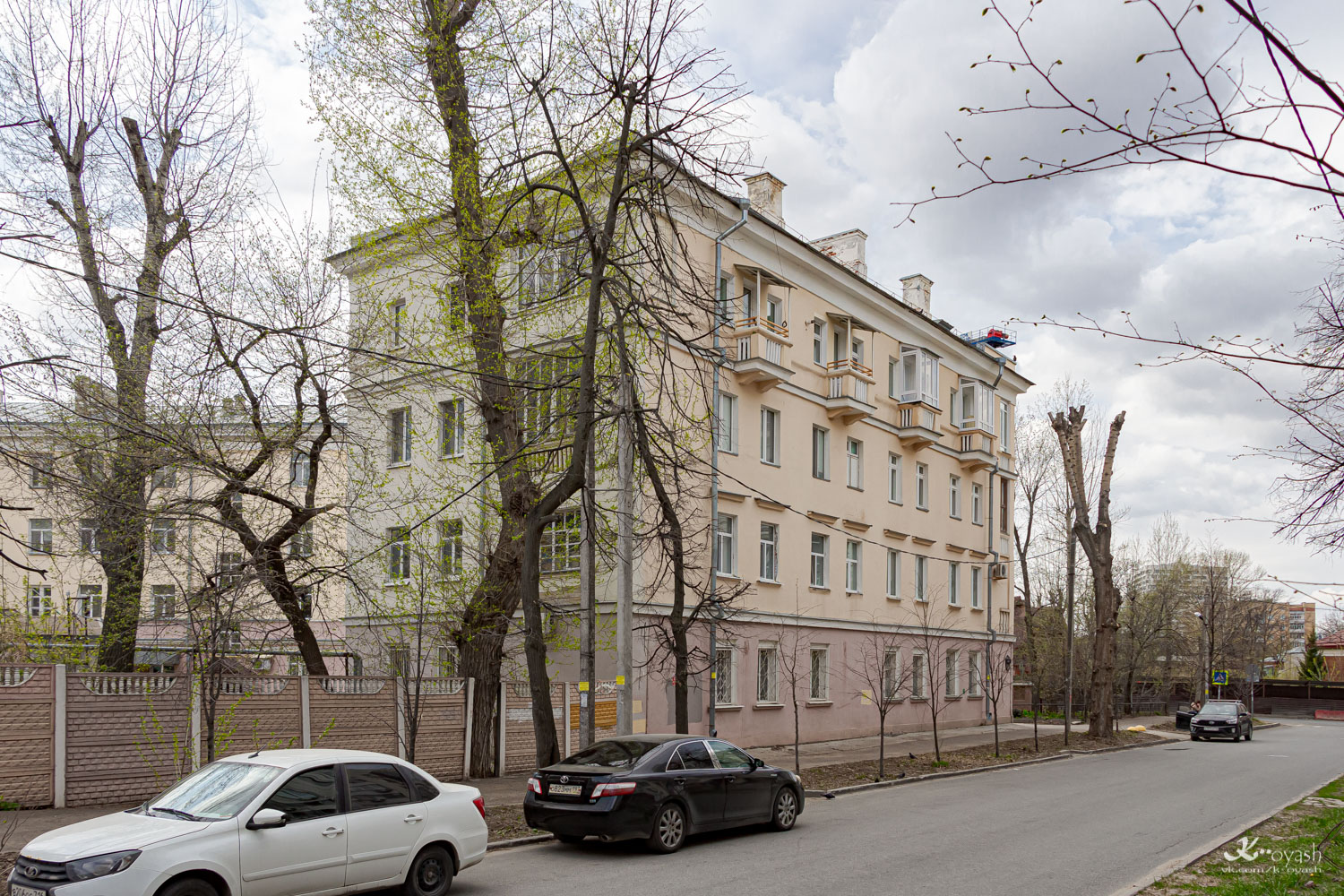 Казань, Улица Лесгафта, 2 / Улица Айвазовского, 17