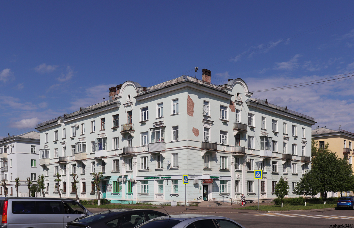 Железногорск, Улица XXII Партсъезда, 2 / улица советской армии, 25