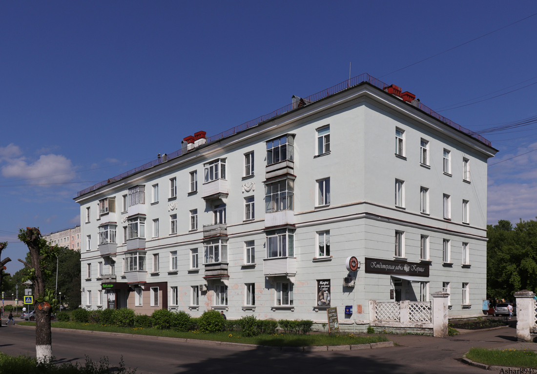 Железногорск, Улица Андреева, 1 / Улица Советской армии, 29