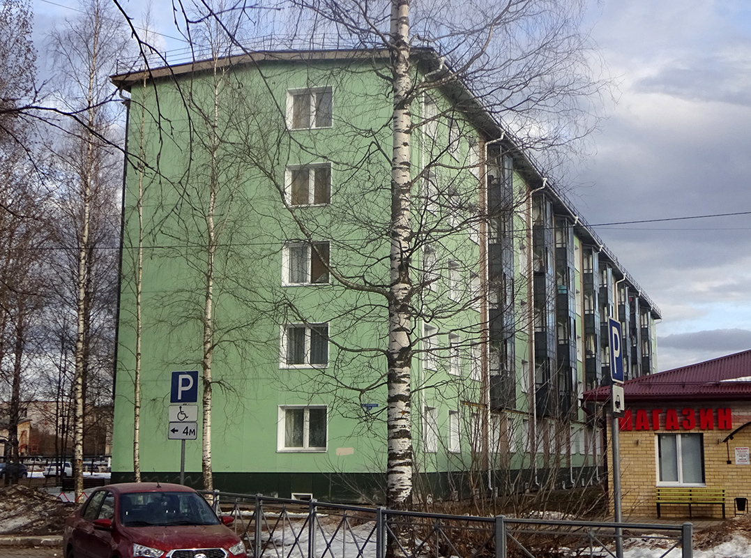 Мирный, Улица Ломоносова, 16