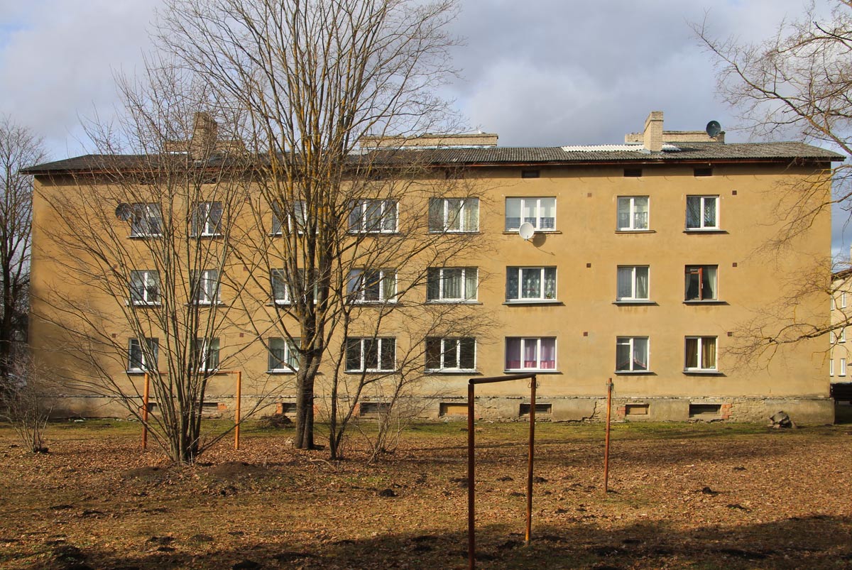 Кивиыли, Uus, 9