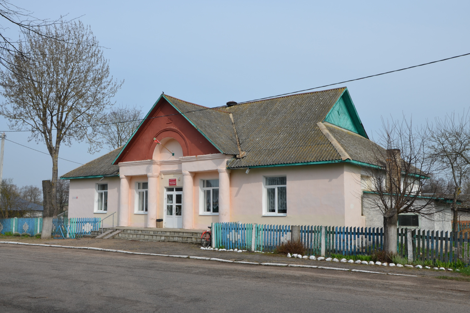Станция Ошмяны, Молодёжная улица, 1А*