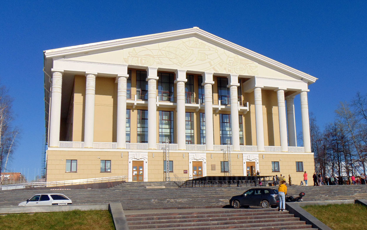 Воткинск, Улица Мира, 19