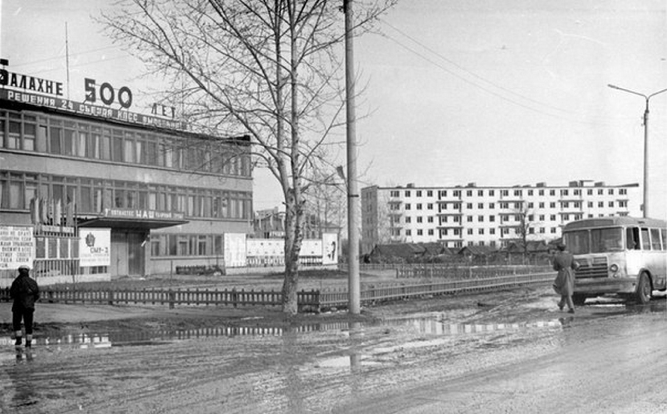 Балахна, Проспект Дзержинского, 3; Проспект Дзержинского, 1 корп. 1
