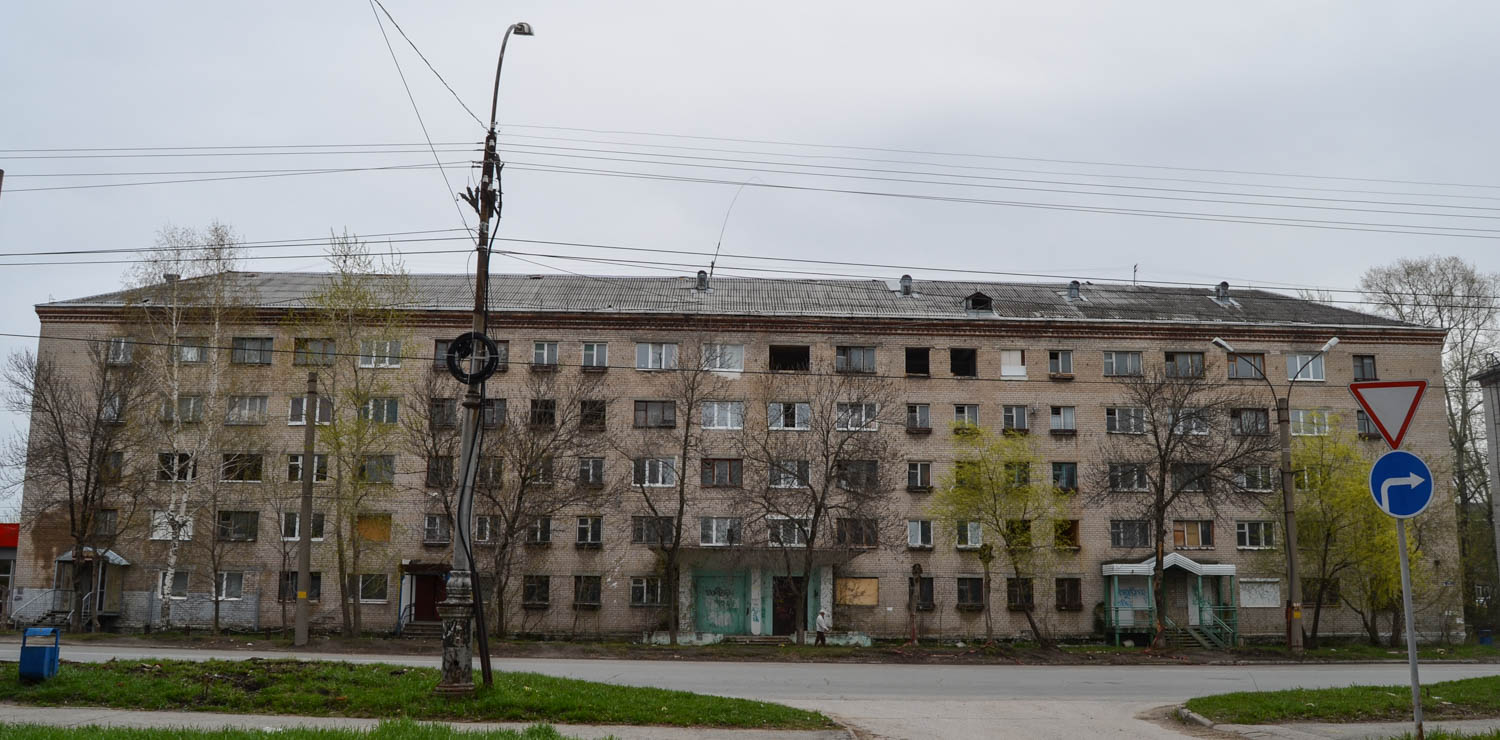 Berezniki, Проспект Ленина, 24 корп. 2