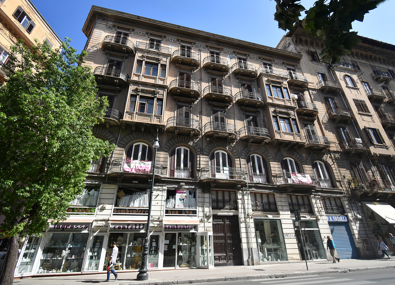 Палермо, Via Roma, 119, 121, 123, 125, 127, 129, 131