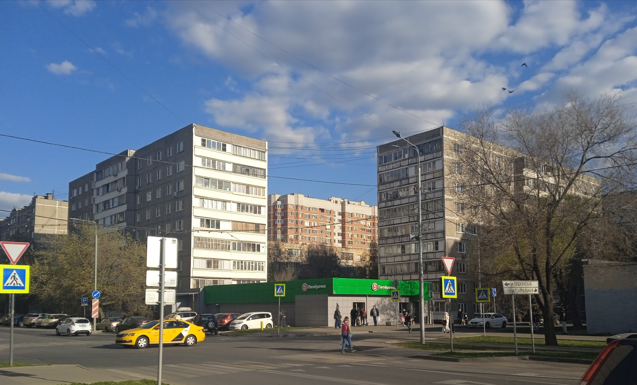 Shcherbinka, Юбилейная улица, 4 / Пушкинская улица, 7; Пушкинская улица, 9