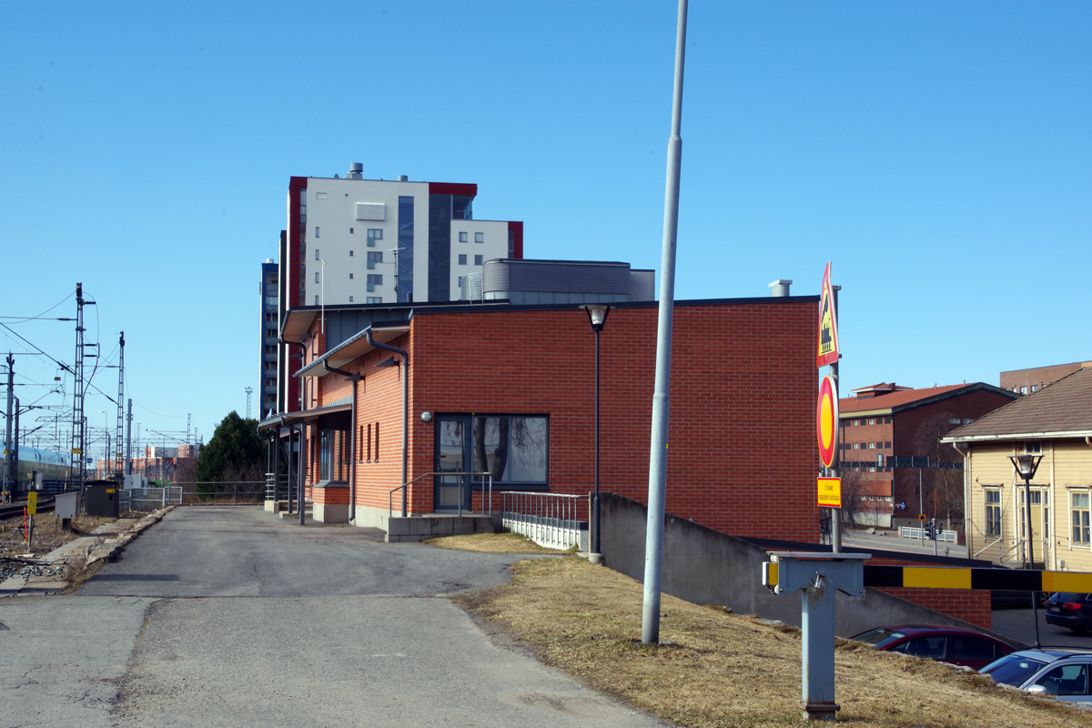 Oulu, Rautatienkatu, 23