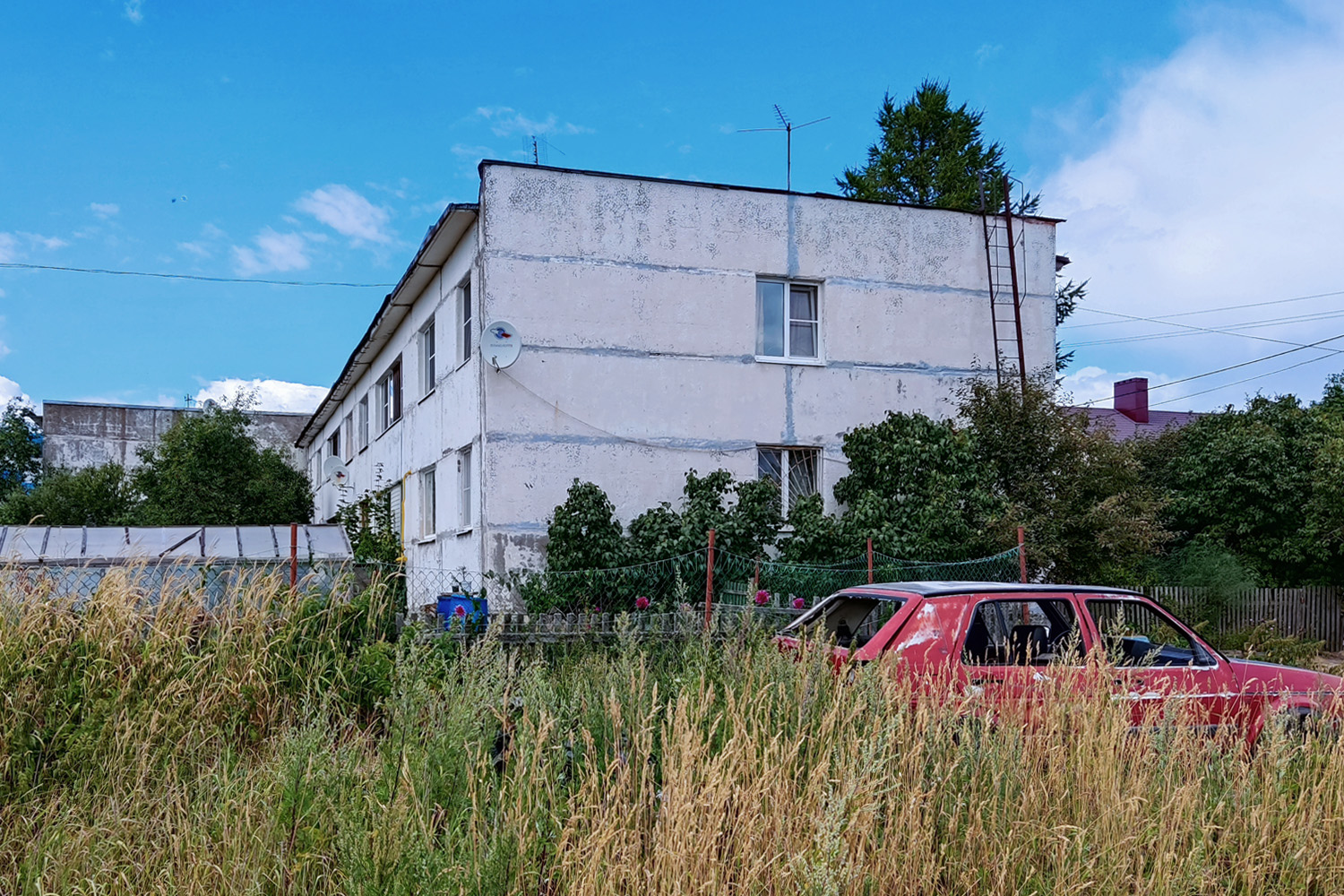 Priozersk District, other localities, Плодовое, Школьная улица, 13