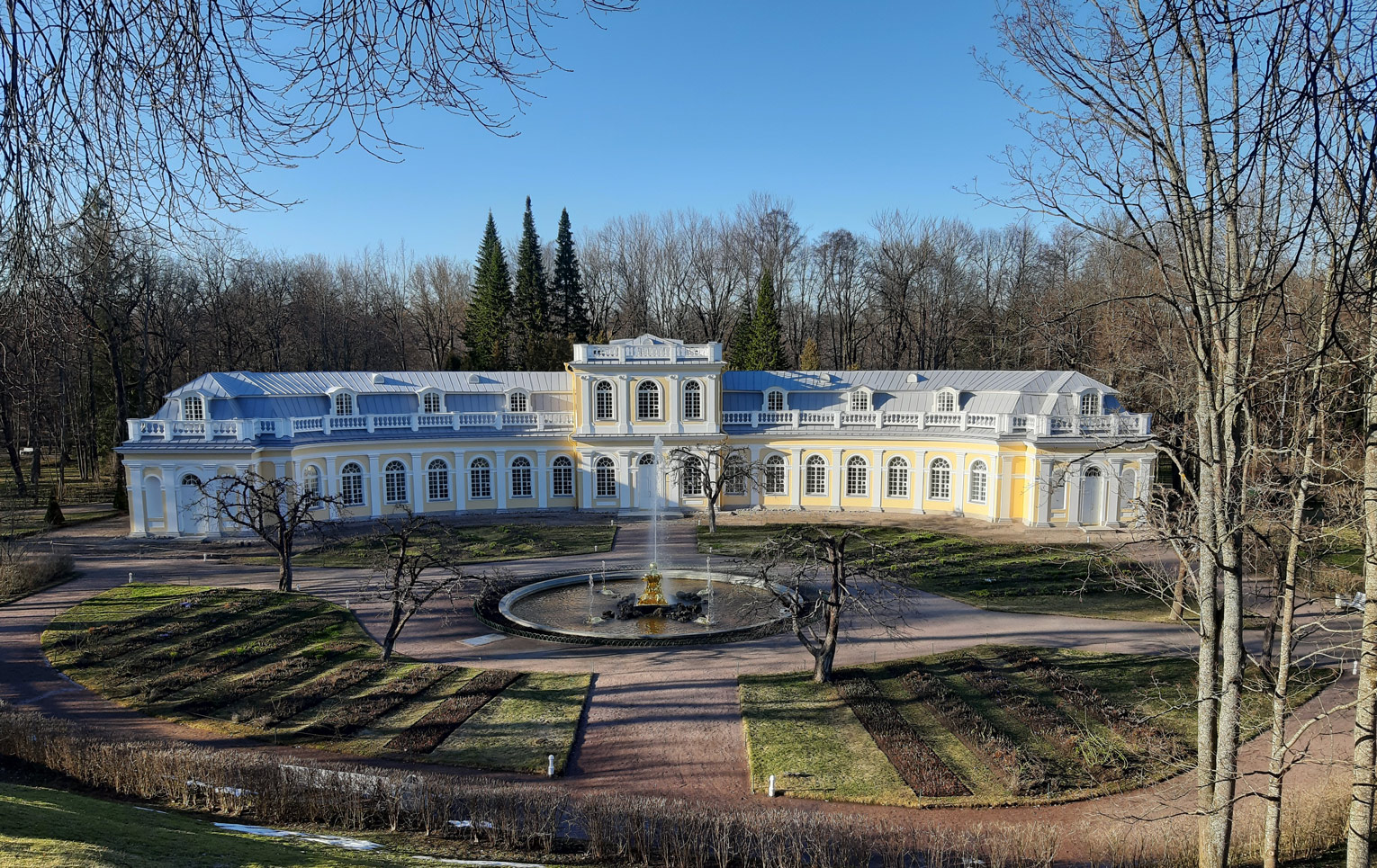 Петергоф, Разводная улица, 2а
