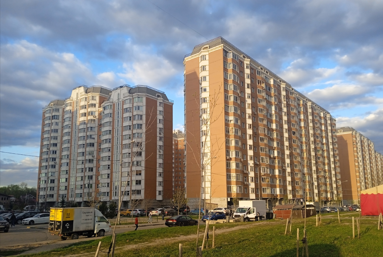 Leninsky city district, other localities, пос. Дрожжино, Новое шоссе, 11 корп. 1; пос. Дрожжино, Новое шоссе, 11