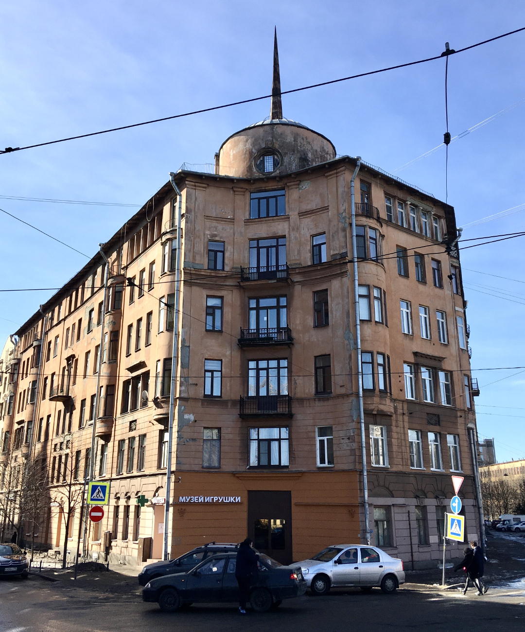 Санкт-Петербург, Набережная реки Карповки, 32