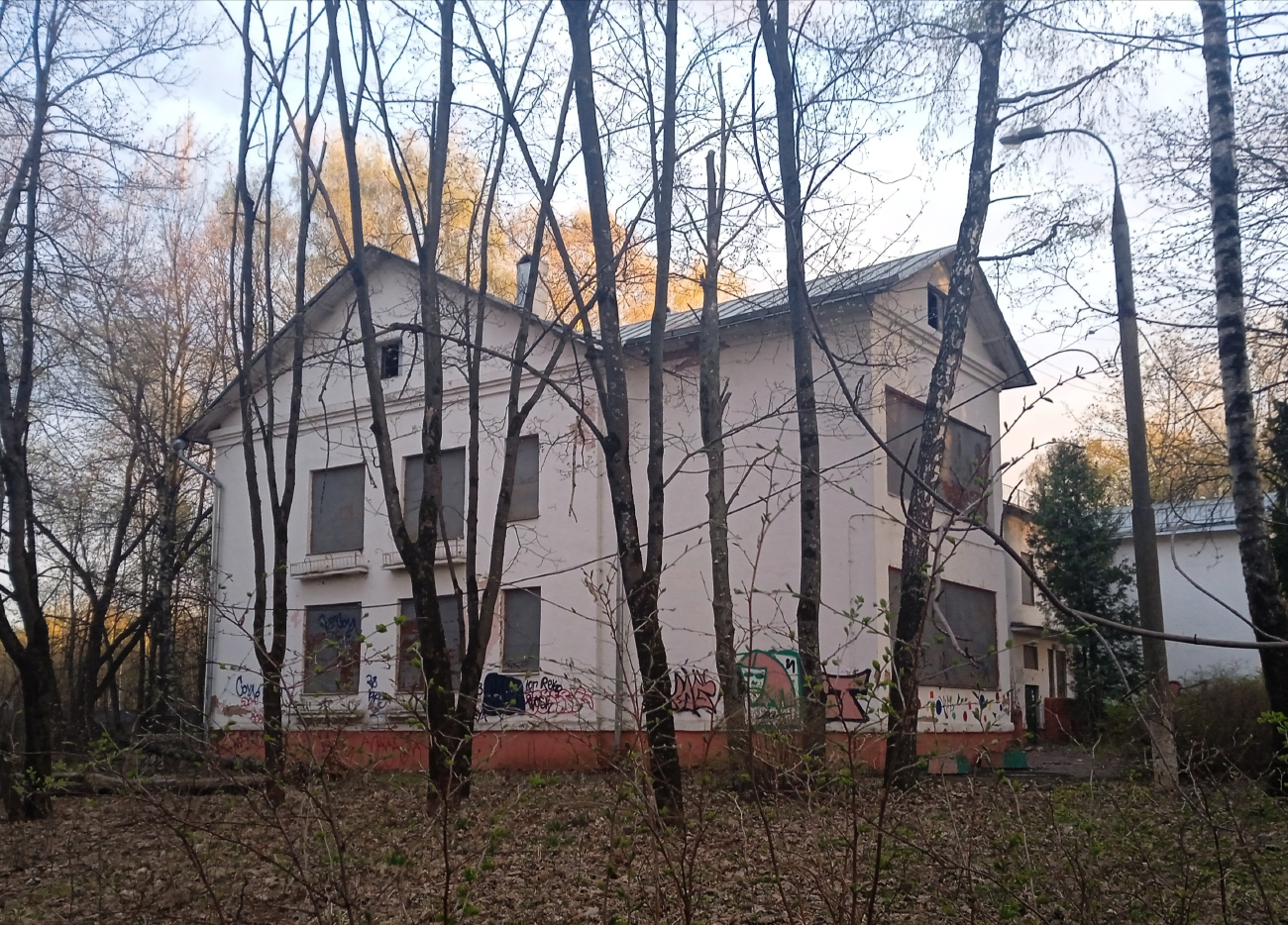 Москва, Краснолиманская улица, 19Б