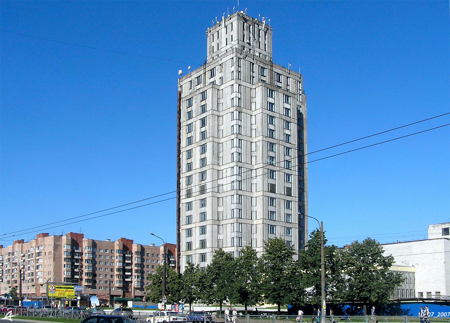 Petersburg, Проспект Просвещения, 89 / Киришская улица, 2