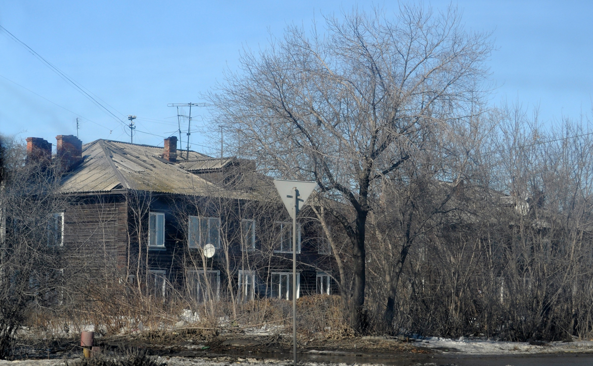 Омск, Мельничная улица, 66 / Улица Можайского, 2