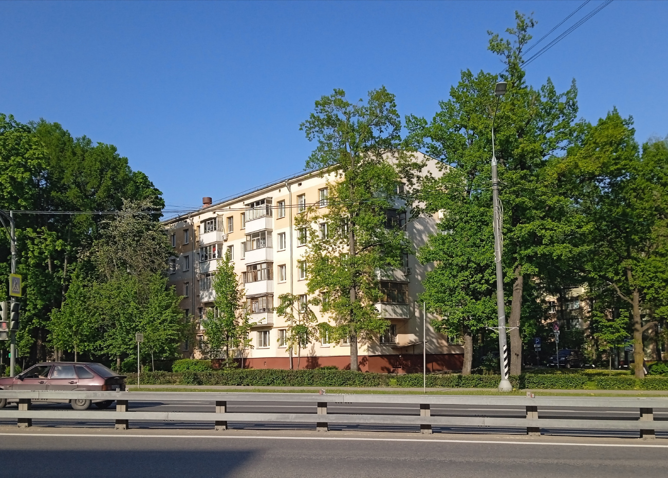 Поселение Сосенское, Пос. Коммунарка, 4