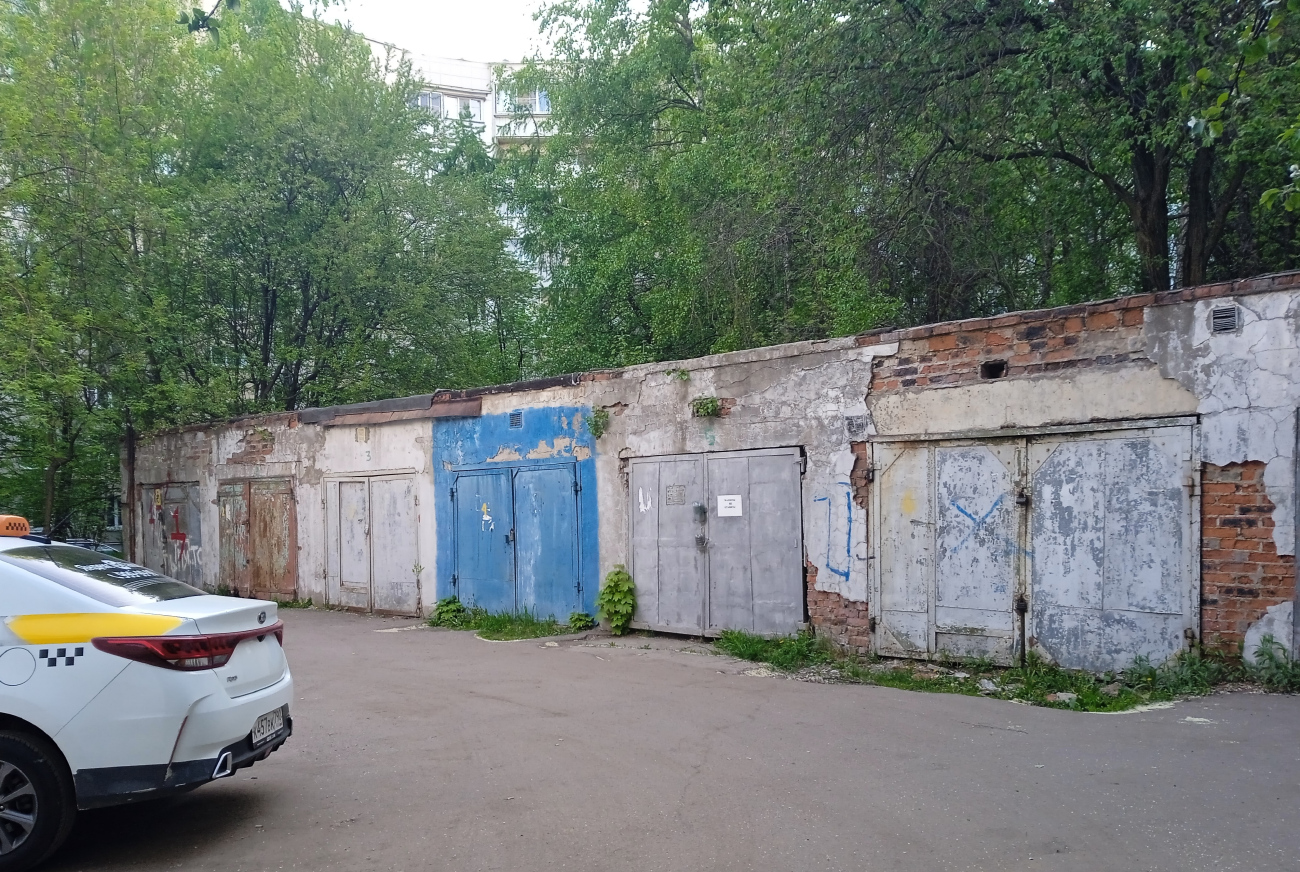 Москва, Улица Островитянова, 39 стр. 2