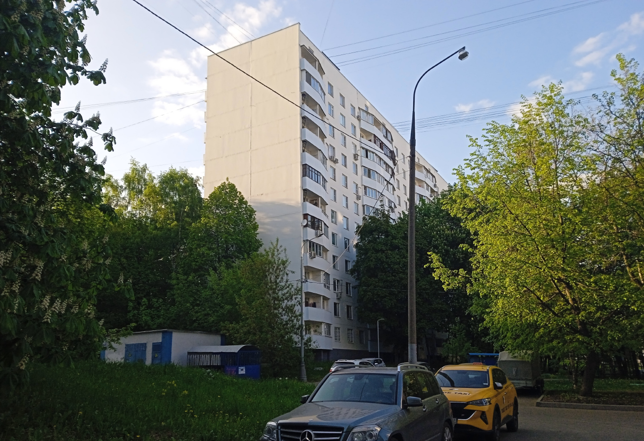 Москва, Улица Островитянова, 33 стр. 2; Улица Островитянова, 33