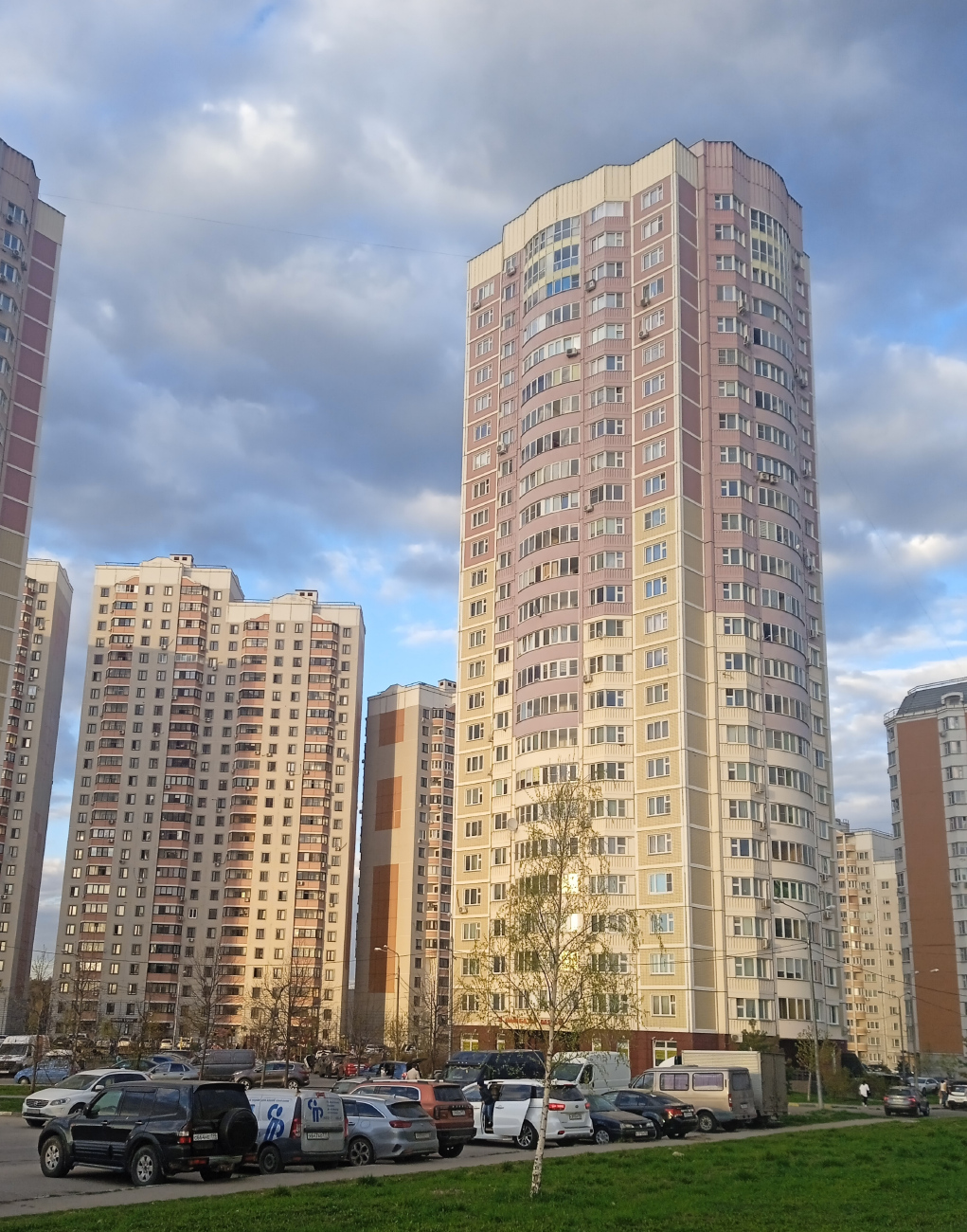 Leninsky city district, other localities, пос. Дрожжино, Новое шоссе, 7 корп. 1; пос. Дрожжино, Новое шоссе, 7