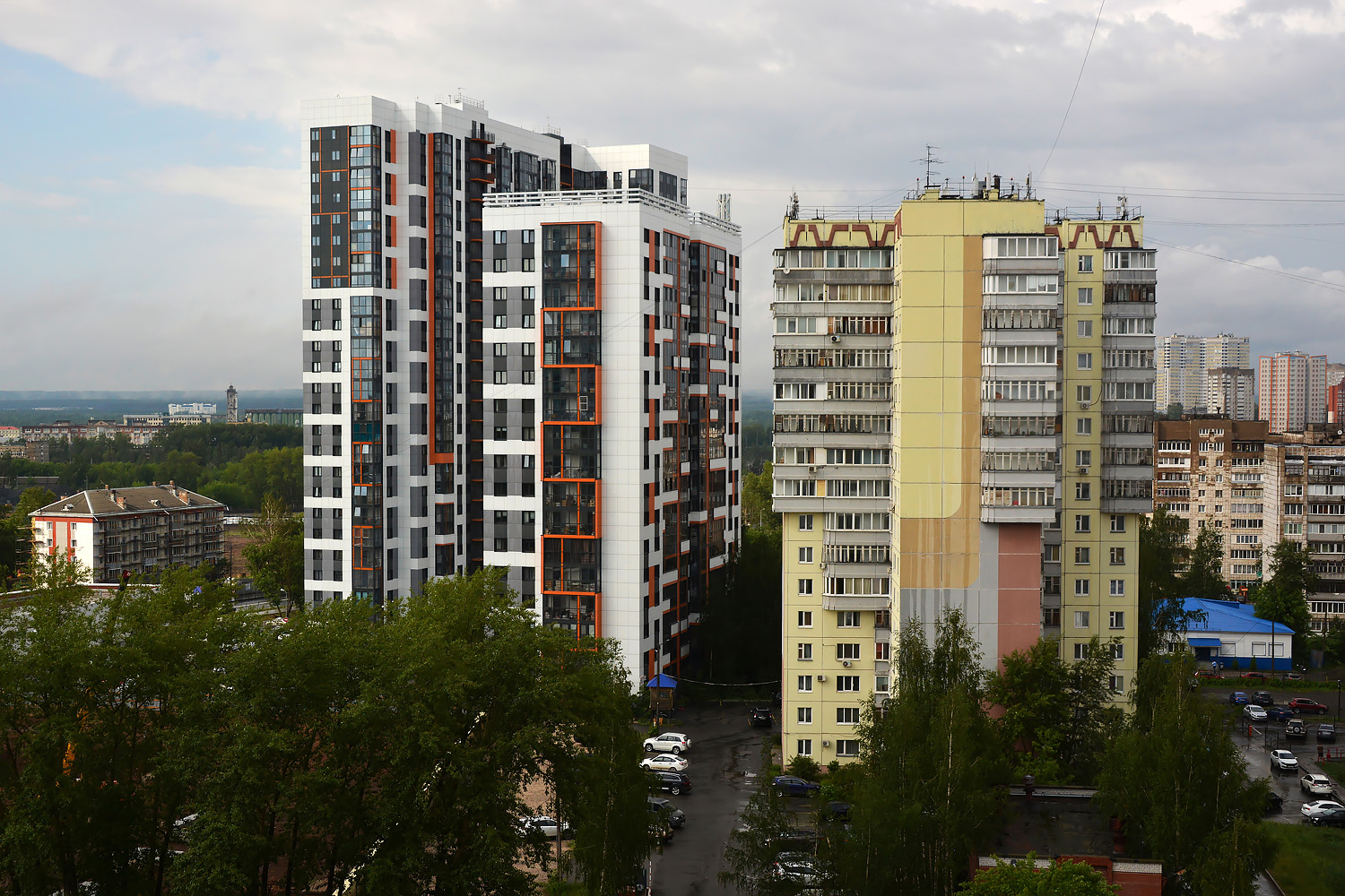 Пермь, Локомотивная улица, 8; Улица Энгельса, 27; Улица Энгельса, 27*; Улица Малкова, 28А