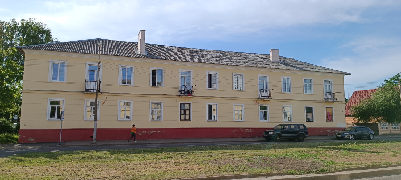 Минск, Улица Челюскинцев, 16 / Центральная улица, 15