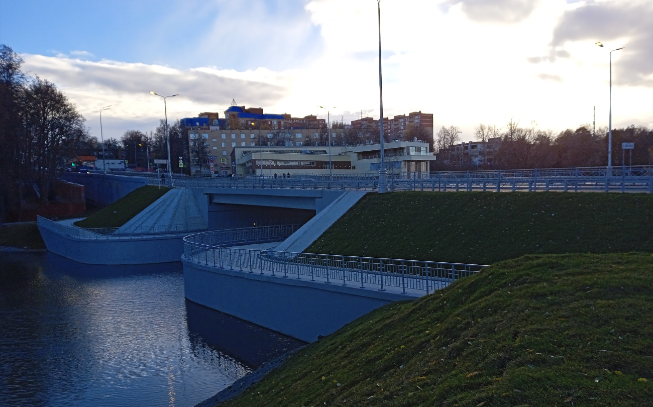 Voskresenskoye Settlement, Пос. подсобного хозяйства Воскресенское, центральная улица; Пос. подсобного хозяйства Воскресенское, 23 стр. 1