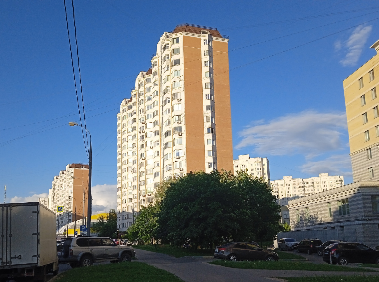Москва, Улица Адмирала Лазарева, 61
