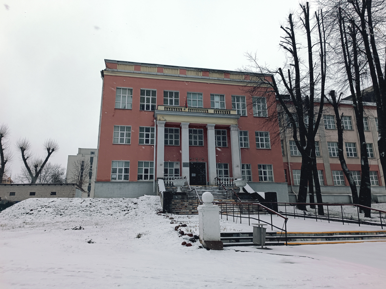 Минск, Улица Карла Либкнехта, 32