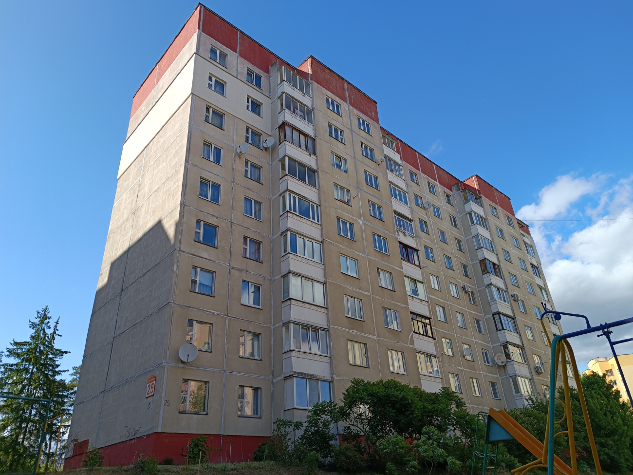 Минск, Улица Карвата, 25