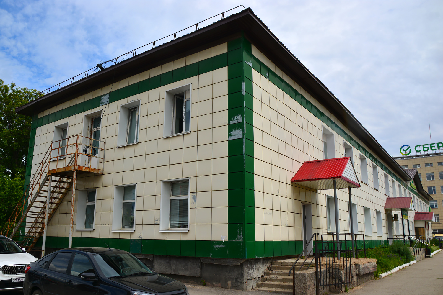 Пермь, Верхнемуллинская улица, 72А