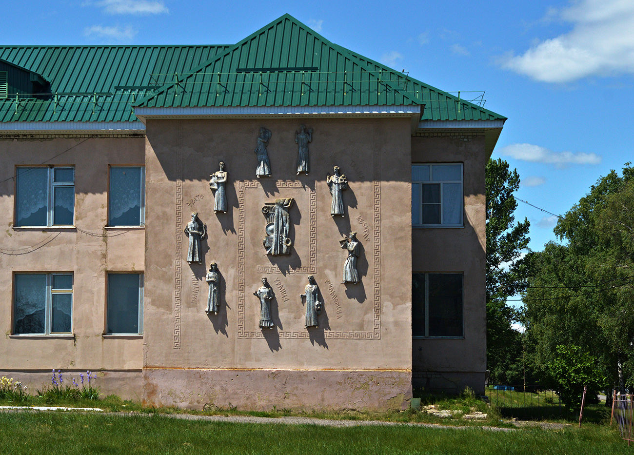 Тербунский район, прочие н.п., с. Тульское, Школьная улица, 3