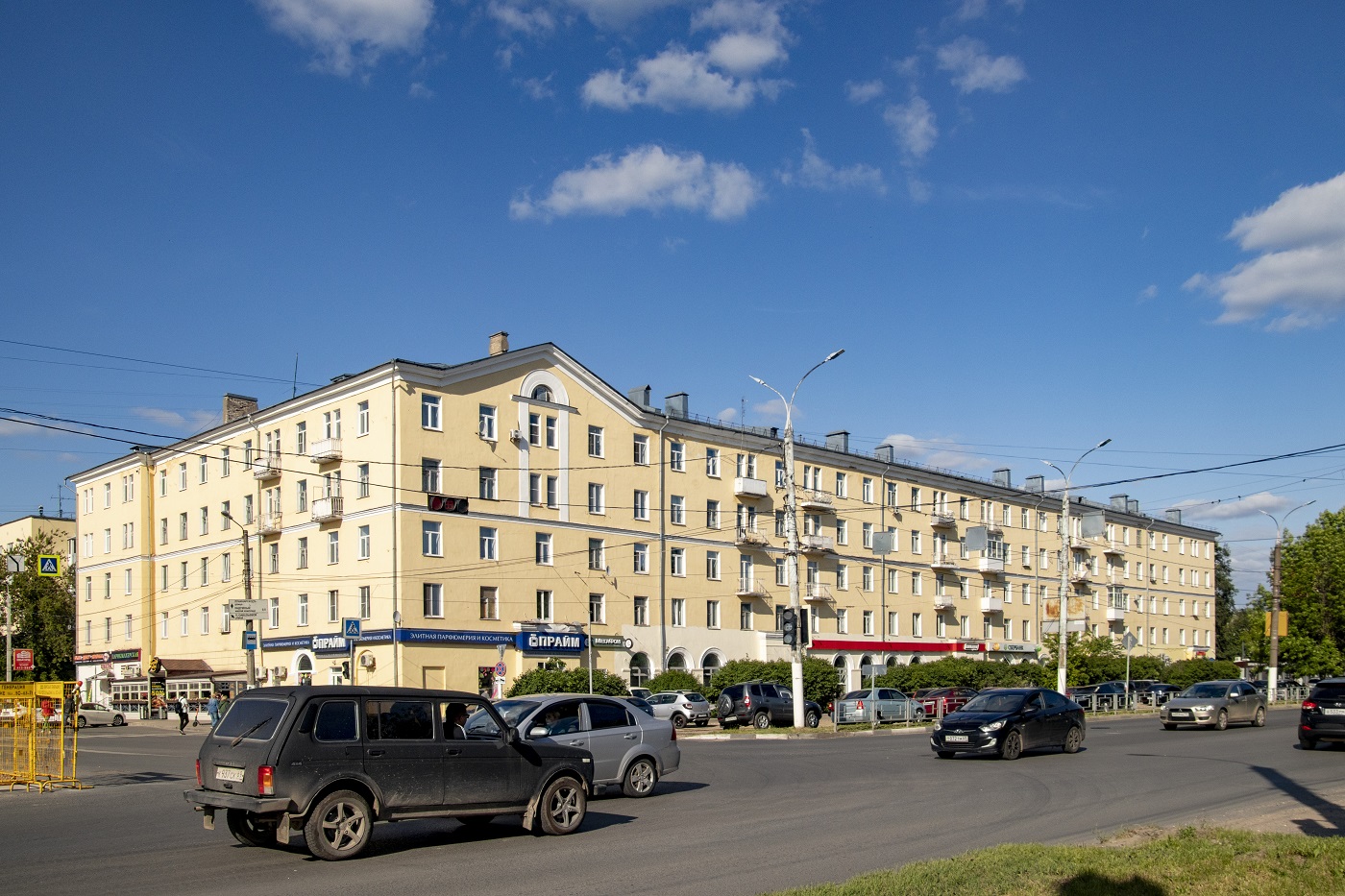 Тверь, Улица Луначарского, 2 / Петербургское шоссе, 54