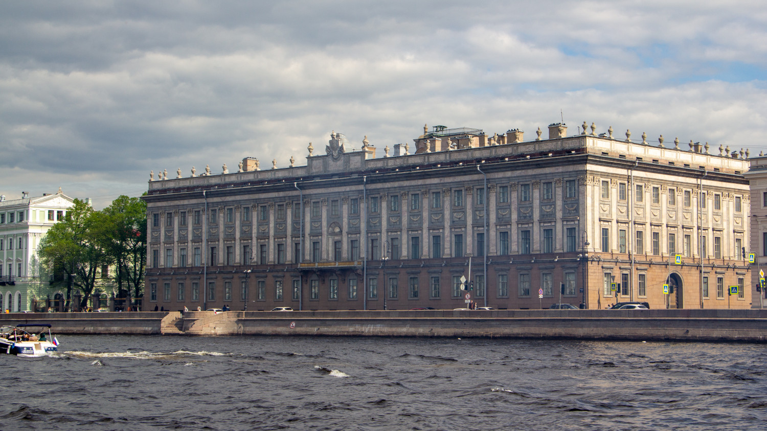 Санкт-Петербург, Миллионная улица, 5А