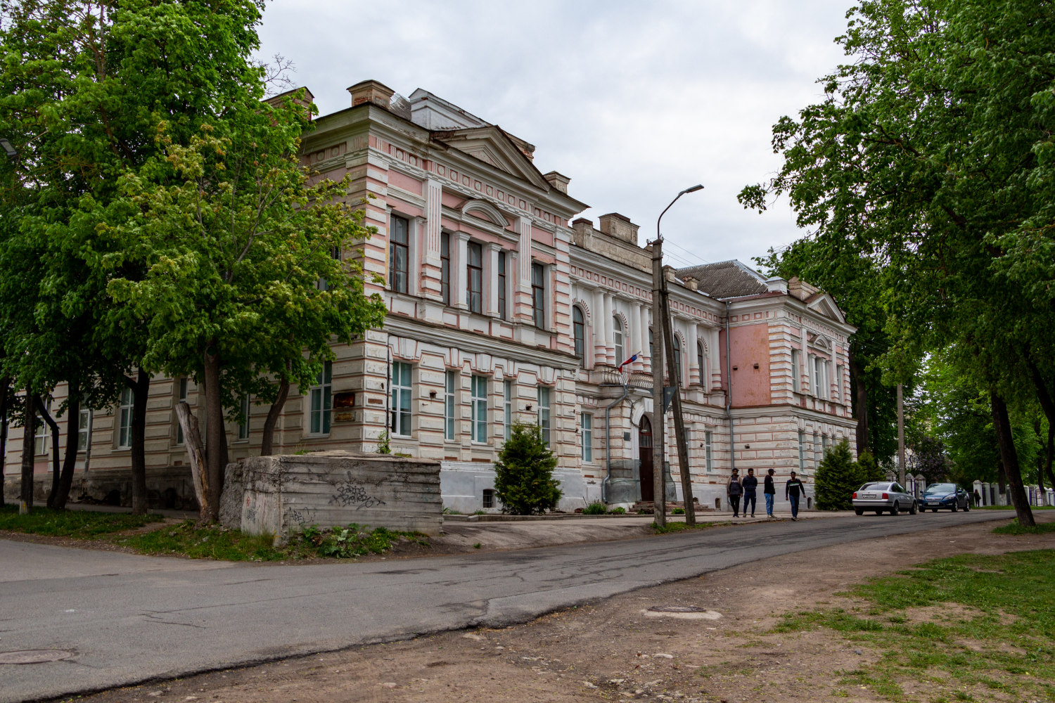 Псков, Красноармейская улица, 1