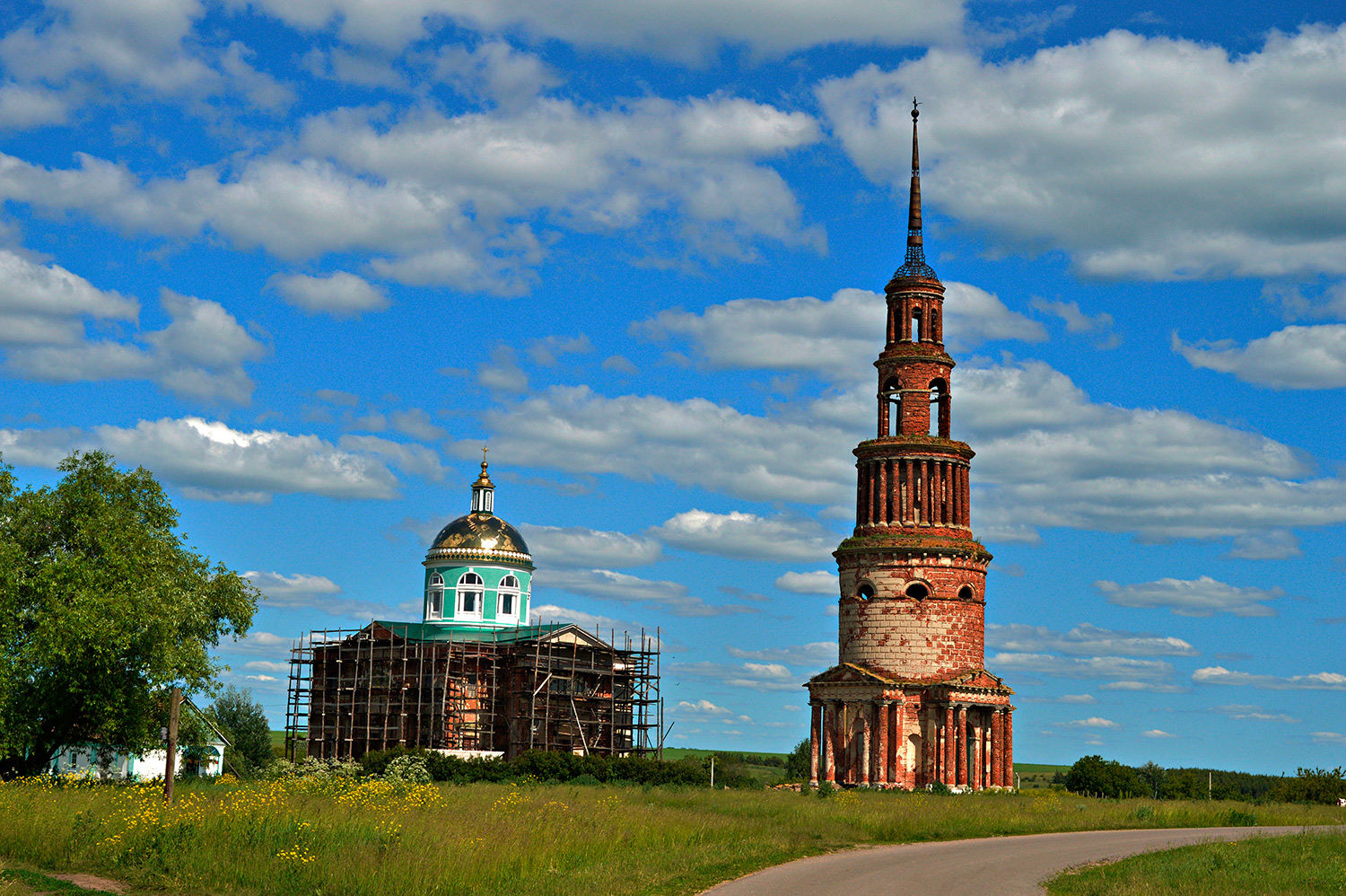 Долгоруковский район, прочие н.п., с. Новотроицкое, Центральная улица, 39/1; с. Новотроицкое, Центральная улица, 39