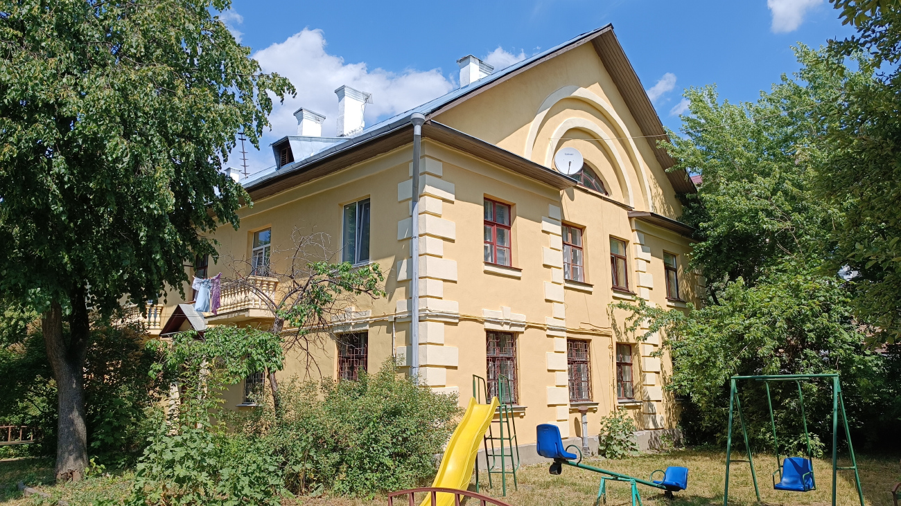 Минск, Улица Киселёва, 39 / Улица Чичерина, 16