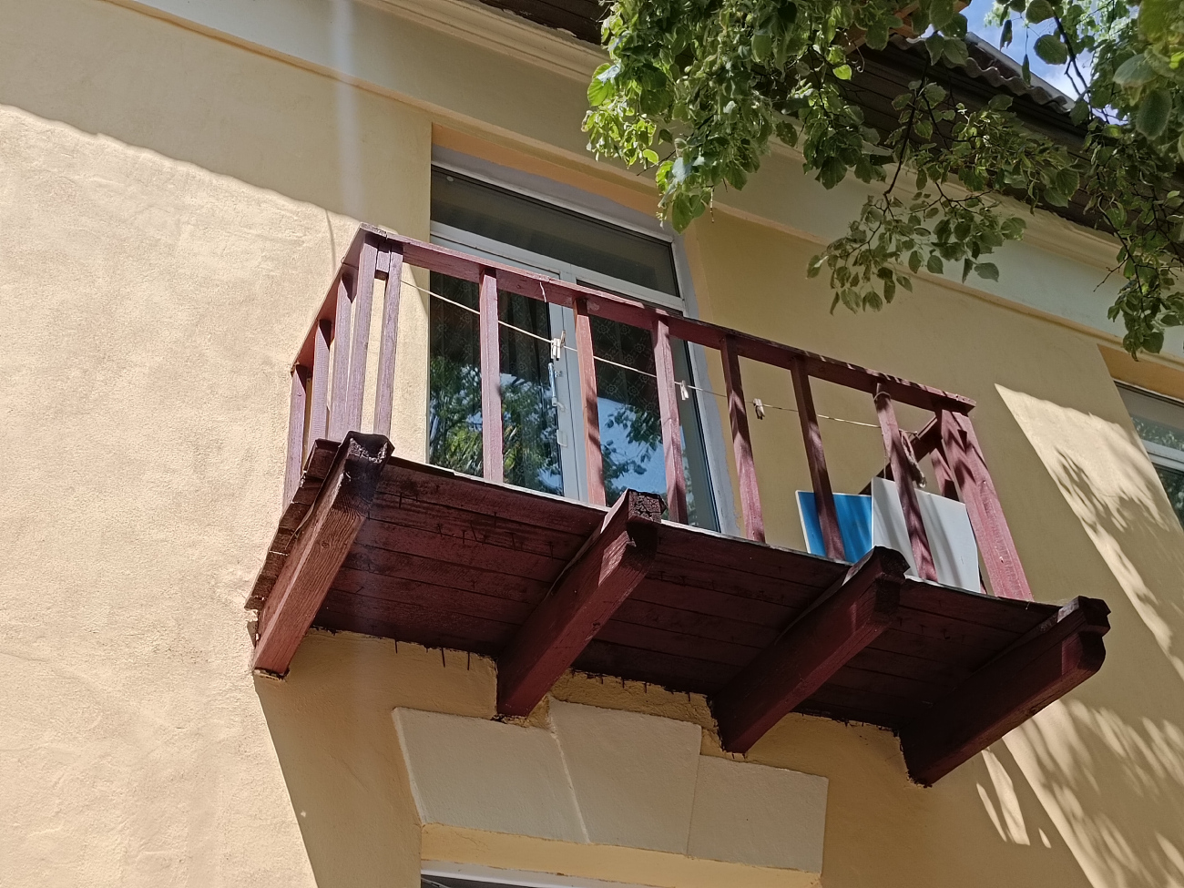 Минск, Коммунистическая улица, 32 / Улица Чичерина, 7