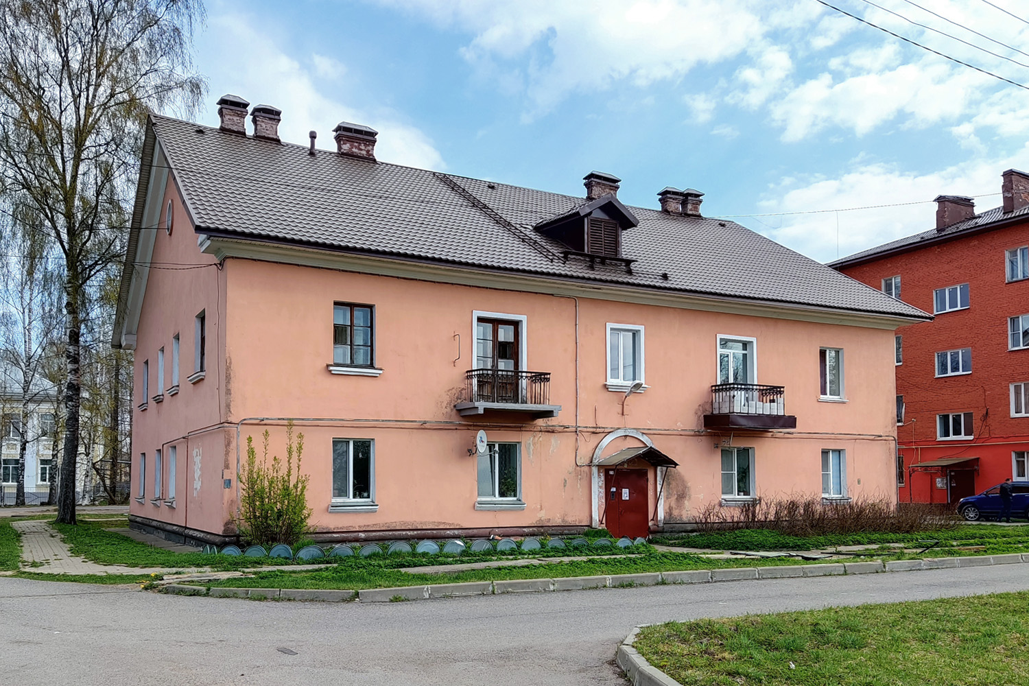 Imeni Morozova, Первомайская улица, 4