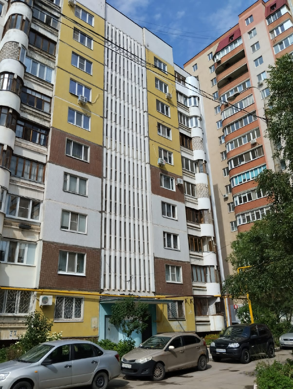 Самара, Краснодонская улица, 67 / Ставропольская улица, 206