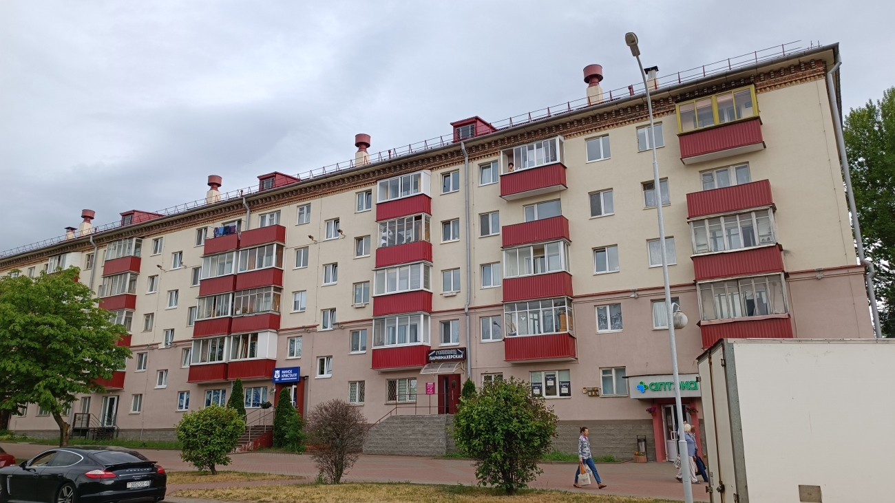 Минск, Партизанский проспект, 36 / Улица Васнецова, 1
