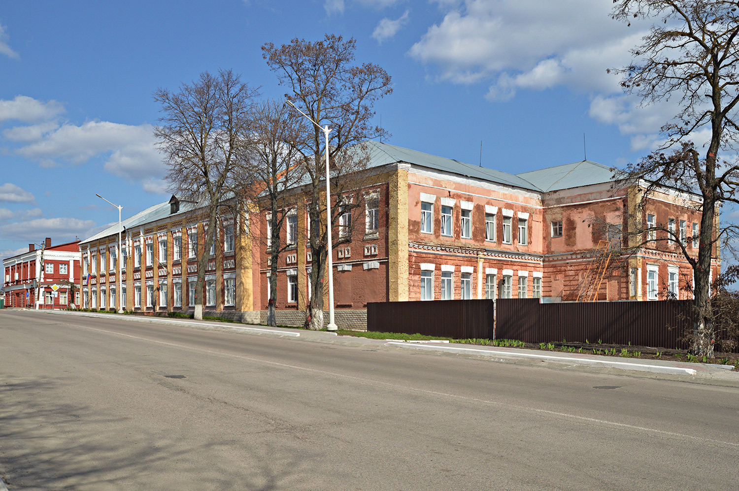Бобров, Улица Кирова, 32