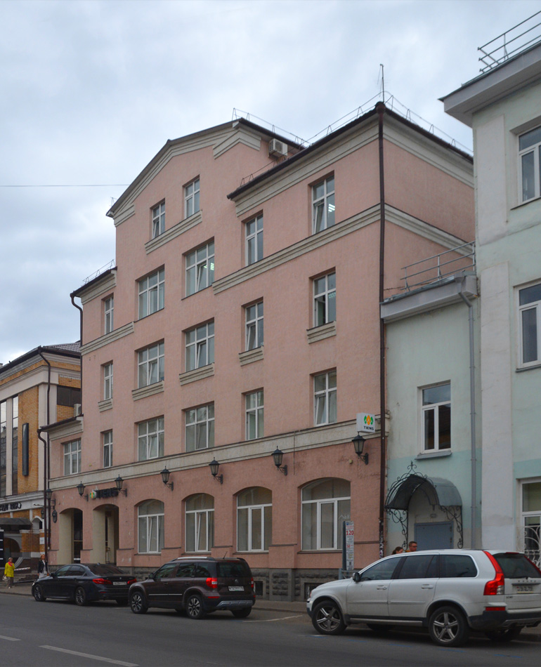 Казань, Улица Тази Гиззата, 4