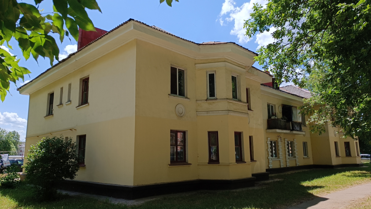 Минск, 2-я улица Щорса, 10 / Улица Декабристов, 21