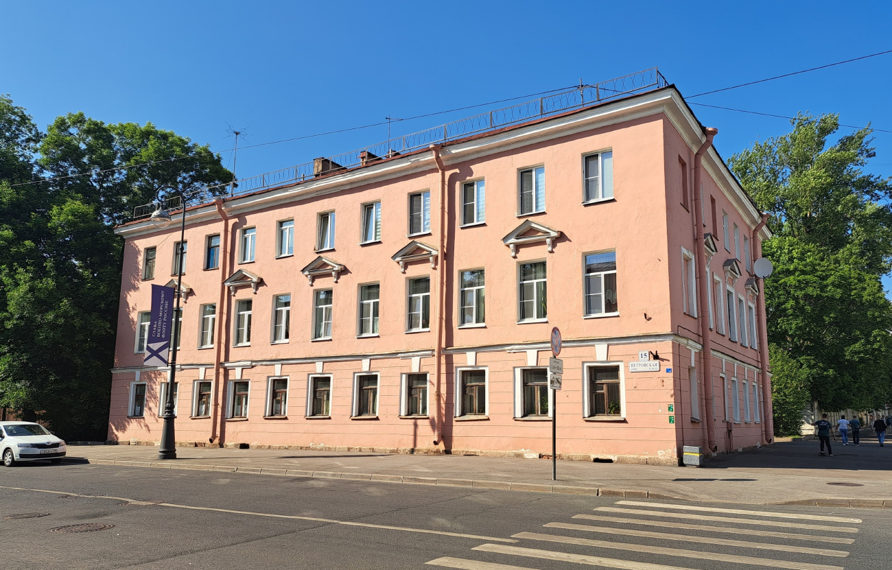 Кронштадт, Петровская улица, 15