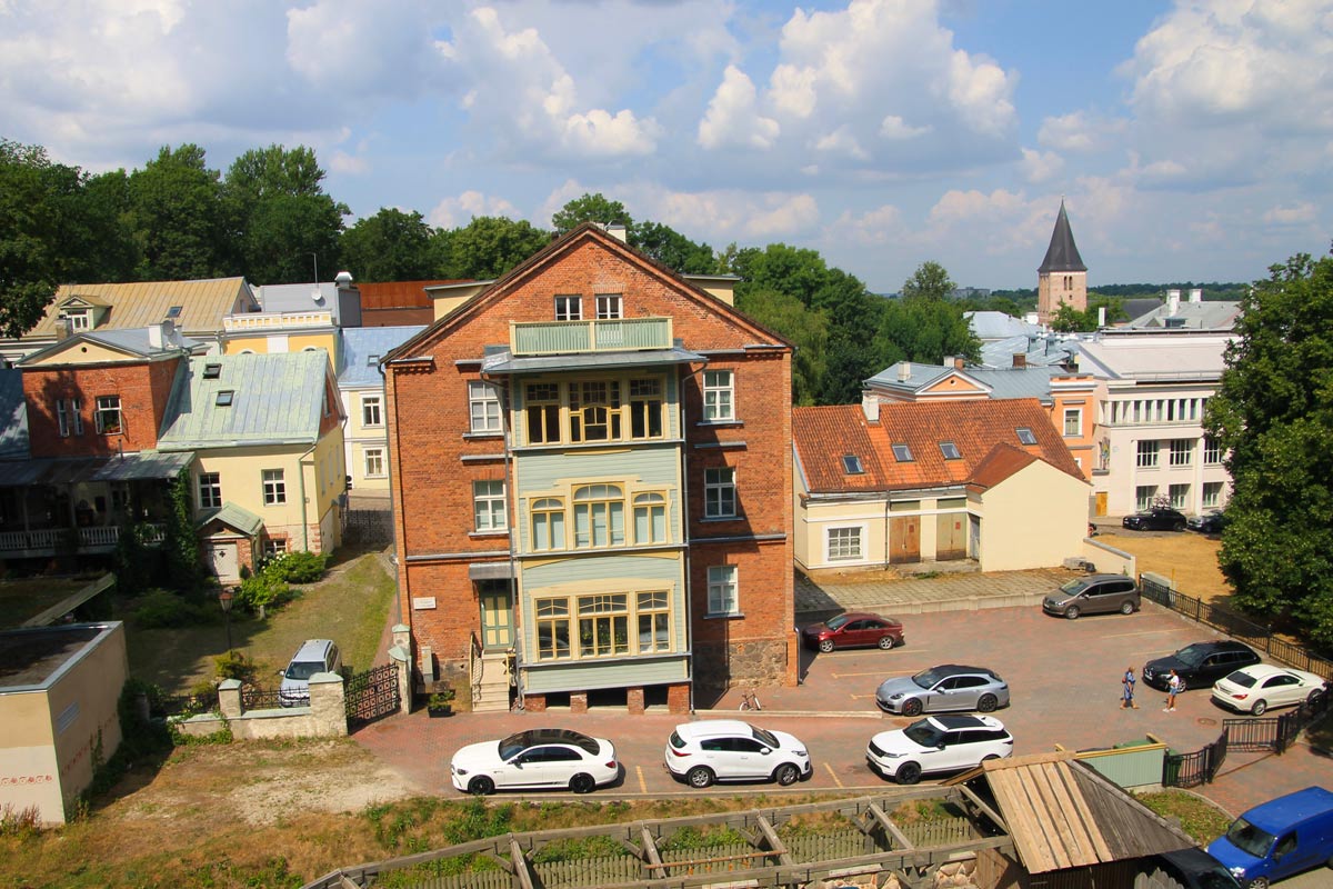 Тарту, Lossi, 34; Lossi, 32; Lossi, 24